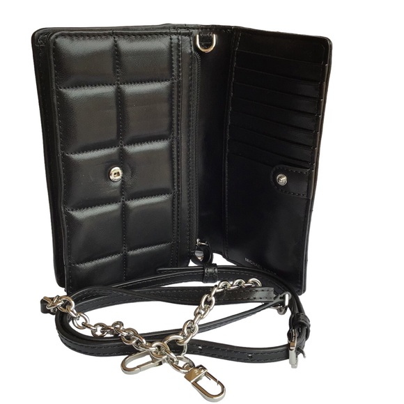 Michael Kors Black Quilted Lamb Smartphone Crossbodyw/LeatherChain - Picture 4 of 14